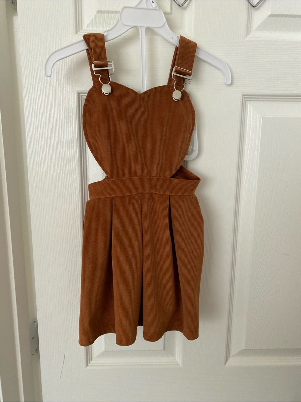 Corduroy Heart-Front Pinafore Dress in Warm Brown